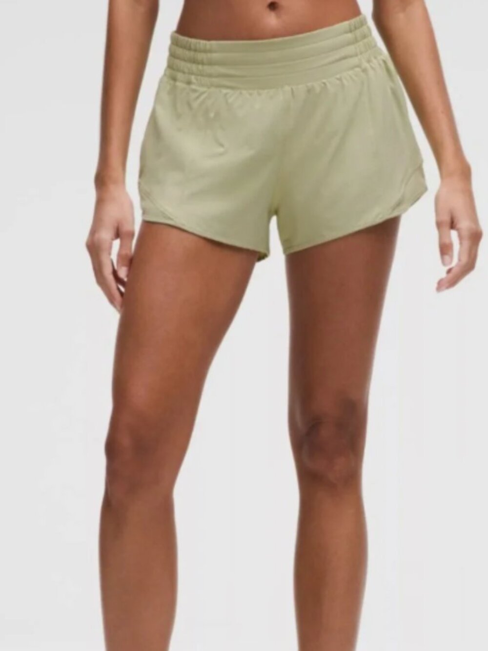 Lululemon Hotty Hot High-Rise Lined Shorts 2.5" Tan Beige Athletic Womens 6